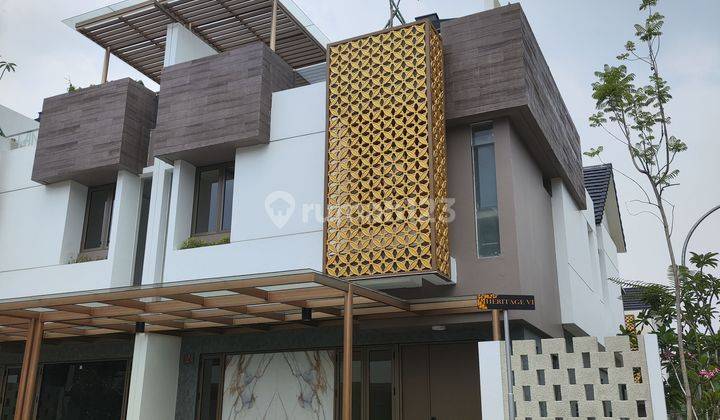 Rumah Cantik, Murah, 2 Lantai 1