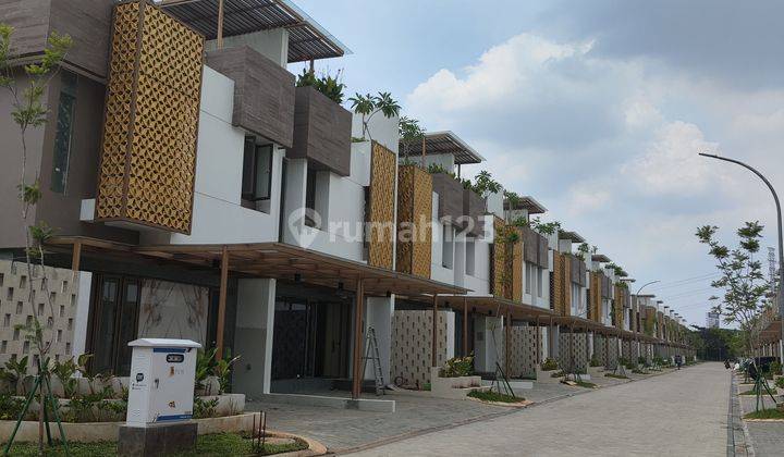 Rumah Cantik, Murah, 2 Lantai 2