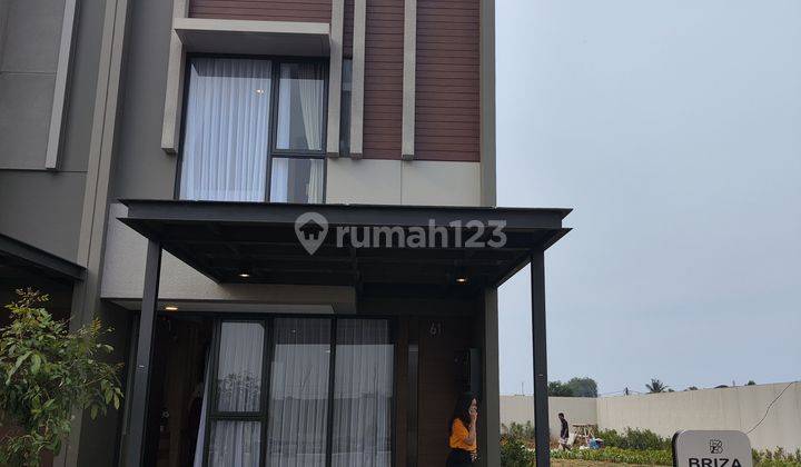 Dijual Murah Rumah 3 Lantai Baru Tangerang 2