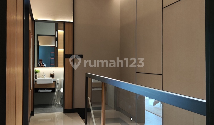 Rumah Bangunan Baru 2 Lantai Dekat Bandara .tangerang 2