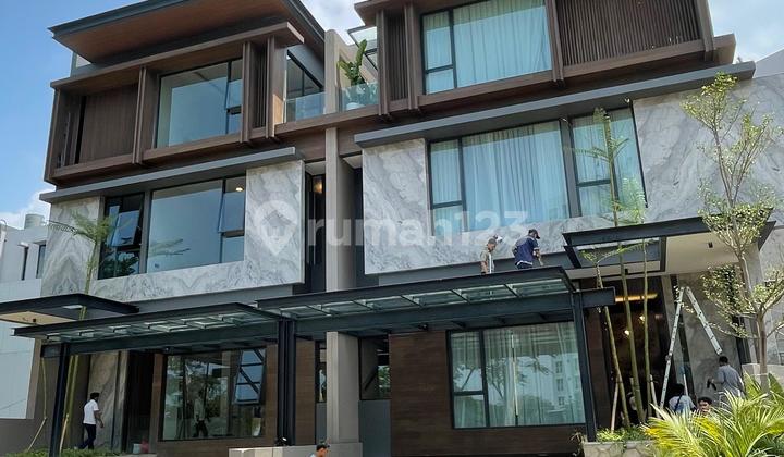 Rumah Mewah Citra Lake Villa Di Citra 6,jakarta Barat 2