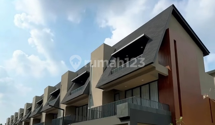 Rumah Dalam Cluster Mewah Di Lebak Bulus Dekat Mrt