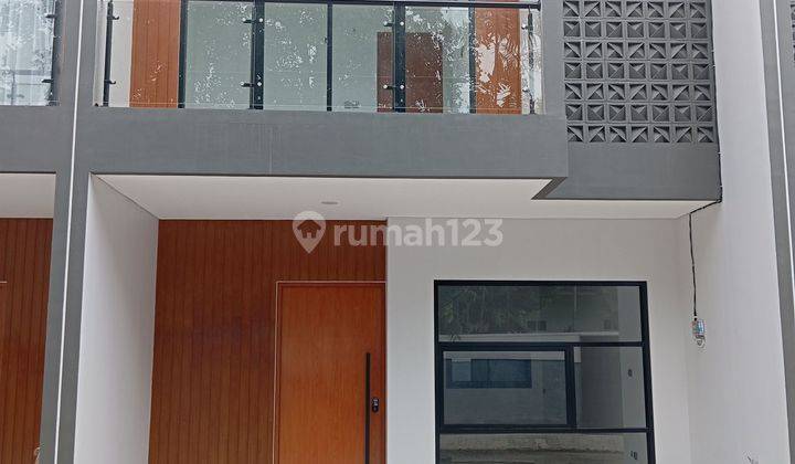 Rumah ternyaman di cilandak nempel Ampera  1