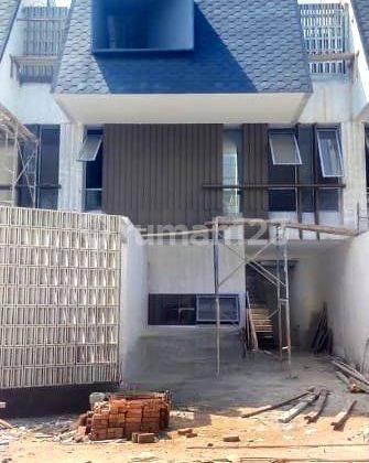 Rumah luas Hook townhouse lokasi emas fatmawati pd labu 2