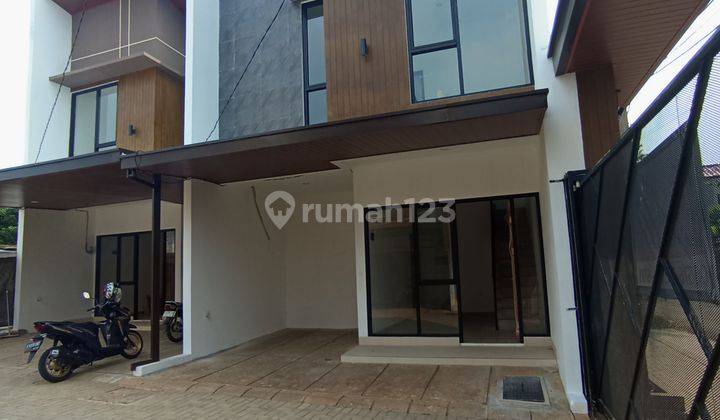 Rumah minimalis harga ekonomis di lokasi emas cirendeu 2