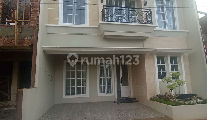 Rumah Mewah Cinere Nempel Pintutol Brigif Desari