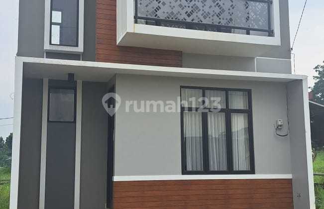 Rumah 2 Lantai Luas Dekat Mall Dan Pintu Tol