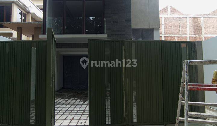 Rumah Nempel Lap Golf Dan Mrt Fatmawati Lebak Bulus 1