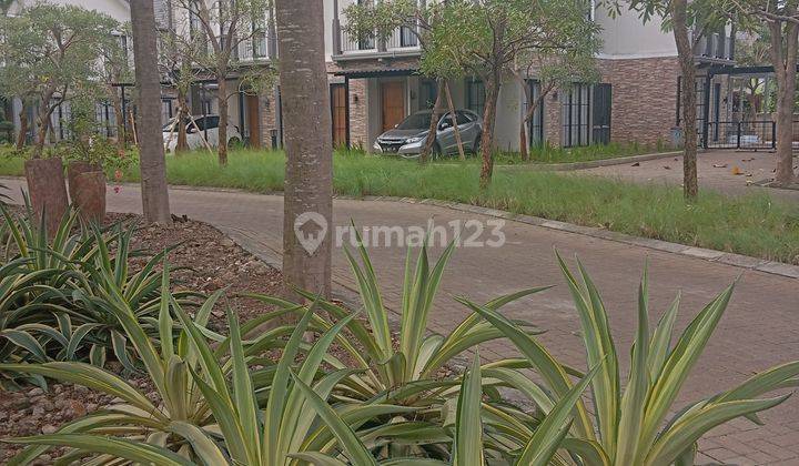 Rumah baru 2 lantai free biaya nempel lebak bulus 1