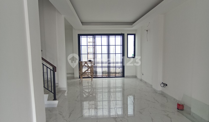 Rumah Cluster Paling Exclusive Jaksel 10 Menit Mrt Lebak Bulus 2