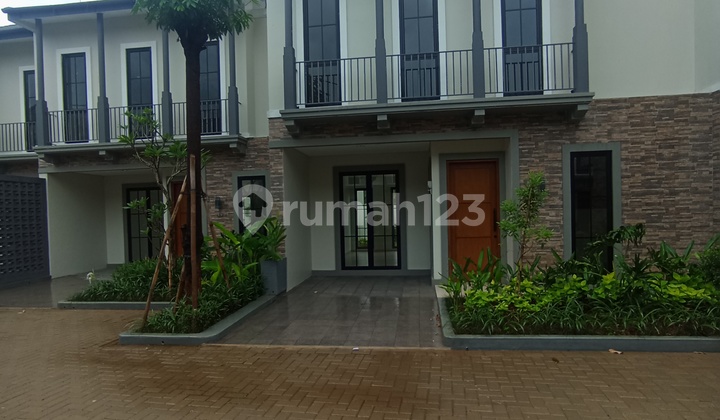 Rumah Cluster Warga Jaksel Nempel MRT Lebakbulus