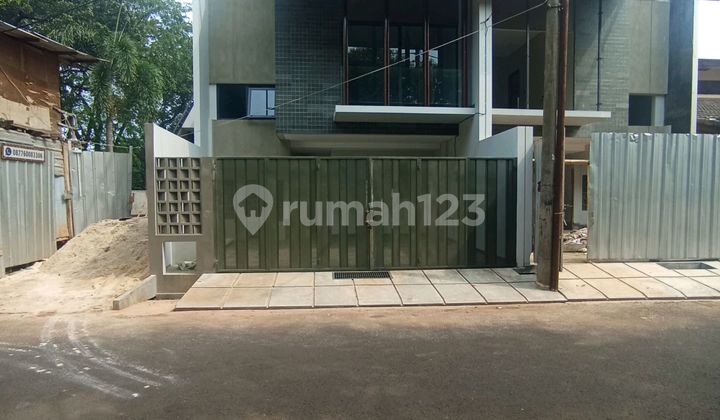 Rumah Paling Nyaman Di Komplek Golf Pondok Labu