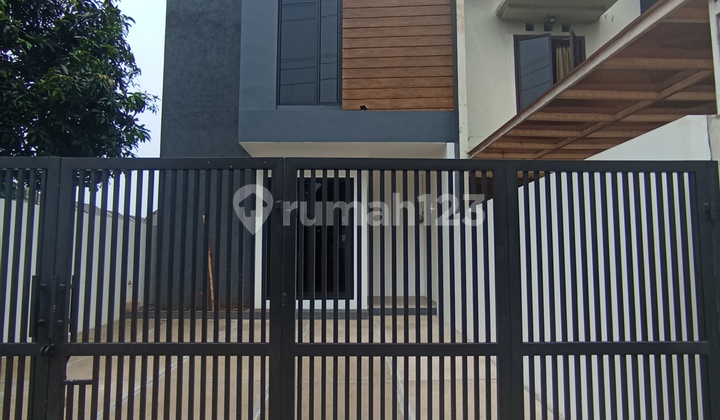 Rumah Tanah Luas Harga Super Murah Di Cinere