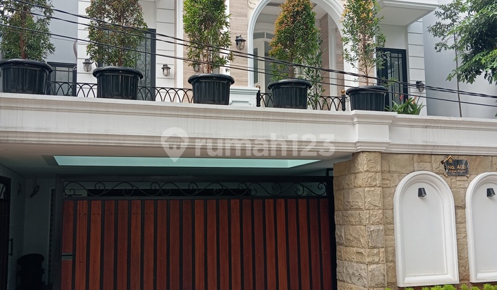 Rumah Paling Asri Viuw Taman 5 Menit MRT Fatmawati Rumah Paling Asri Viuw Taman 5 Menit MRT Fatmawati