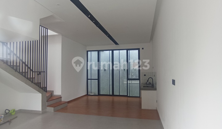 Rumah Cantik Modern Termurah Nempel Lebakbulus  2