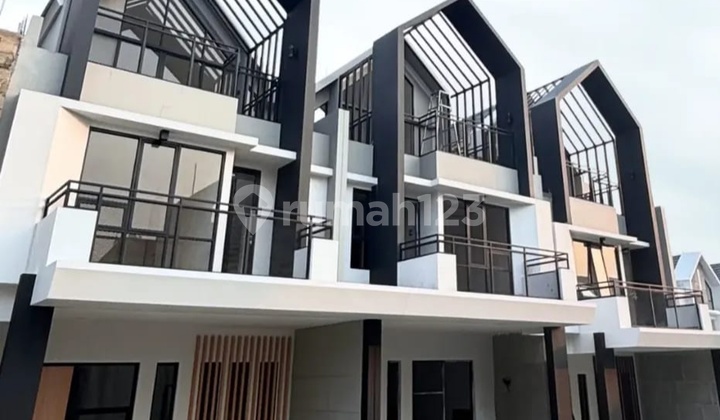 Rumah Rooftop Real Hanya10 Menit Mrt Lebakbulus Rumah Rooftop Real Hanya10 Menit Mrt Lebakbulus