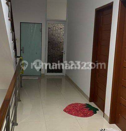 Jual Rumah di Taman Surya 5 , Lt. 6x18 , Renov 3 Lantai , Semi Furnish 5