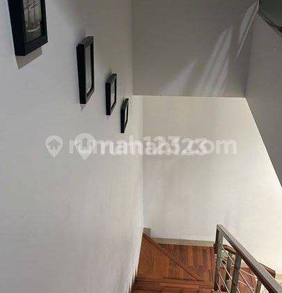Jual Rumah di Taman Surya 5 , Lt. 6x18 , Renov 3 Lantai , Semi Furnish 13