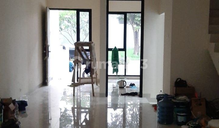 Dijual Rumah di Metland Puri, Brand New, 2 Lantai 2