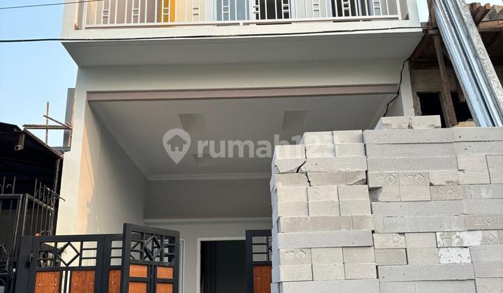 For Sale House in Poris Indah, 2 Floors