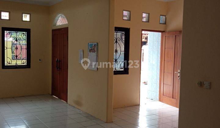 ruang tamu juam mirah rumah 1 lantai,