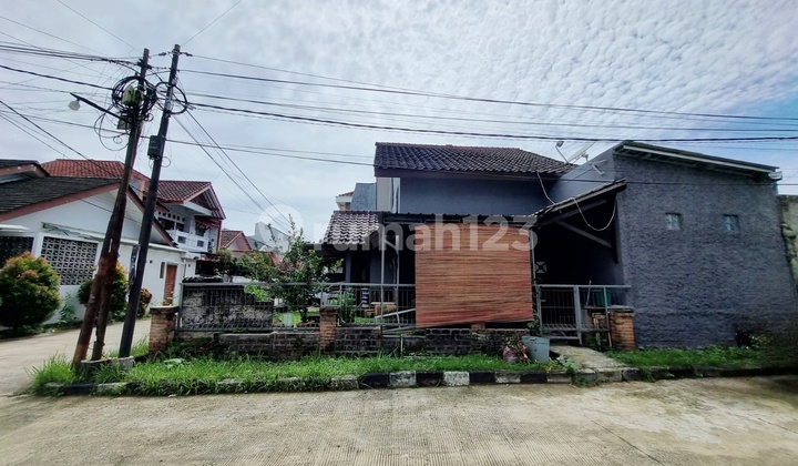 Jual Rumah Hook Di Perumahan Studio Alam Indah, Jl. Raden Saleh, Sukmajaya, Depok 2