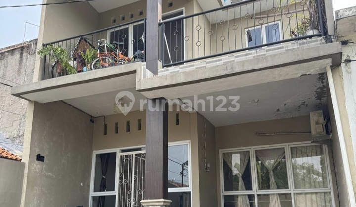 Jual Murah Rumah 2 Lantai Deket Tol Sawangan,Di Bukit Mampang Residence, Limo Depok