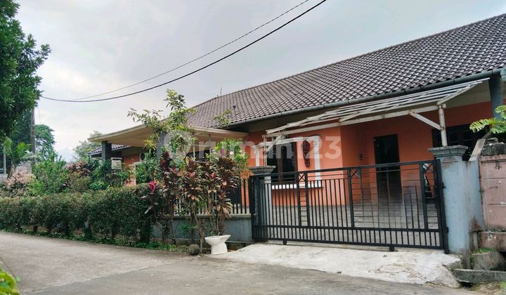 Jual Rumah Asri dan Luas di Komplek Arco Sawangan, Depok 2