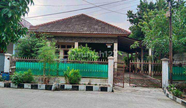 Jual Rumah Di Perum Jatijajar (hook), Jl. Raya Jakarta Bogor 1