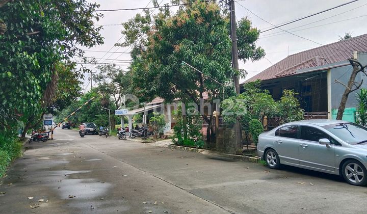 Very Cheap House for Sale in Jatijajar Complex, in Front of Depok Intersection 2