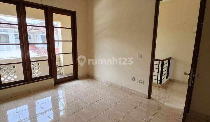 Rumah Siap Huni Lokasi Bsd The Green Tangerang 6
