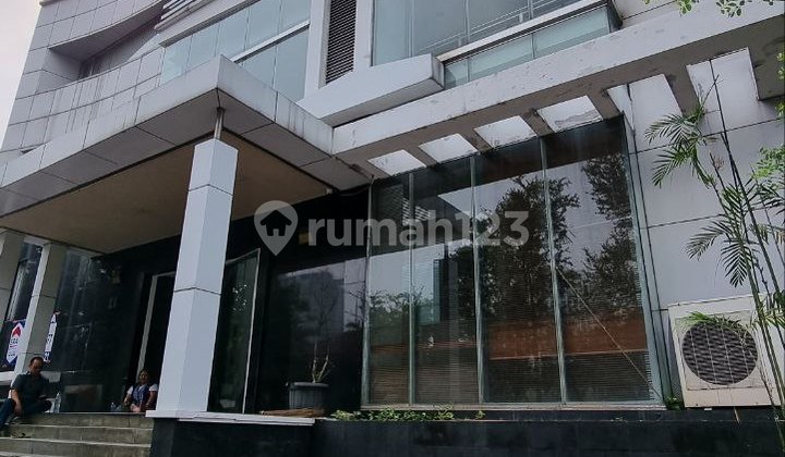 Gedung Bagus Siap Pakai 4 Lantai Disewakan Sudirman, Jakarta Gedung Bagus Siap Pakai 4 Lantai Disewakan Sudirman, Jakarta