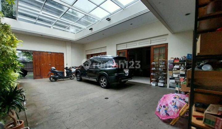 Rumah Asri Siap Huni Lokasi Prime di Menteng, Deket Jalan Imam Bonjol 1