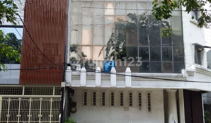 Mini 4-Storey Building Mini 4-Storey Building