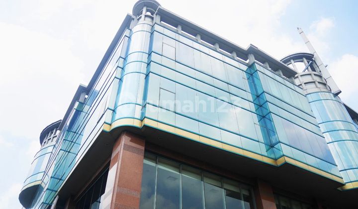 Gedung 5 Lantai Siap Pakai Gedung 5 Lantai Siap Pakai