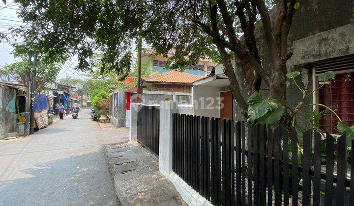 Dijual Rumah Lama Setiabudi, Jakarta Selatan 2