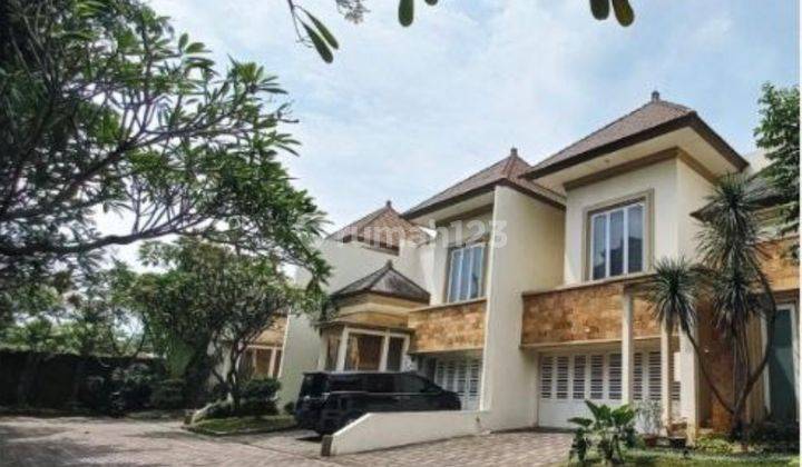 Luxurious Comfortable Townhouse In Pejaten, Jakarta Selatan  1