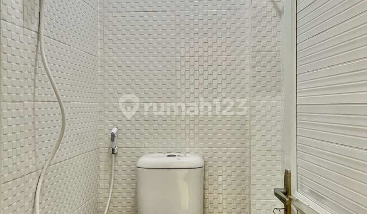 Jual Cepat Kost 40 Kamar Beji Depok 2