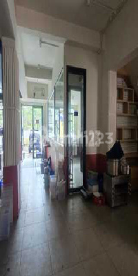 Tempat Usaha Stretegis 2 Lantai Disewakan di Senopati Area