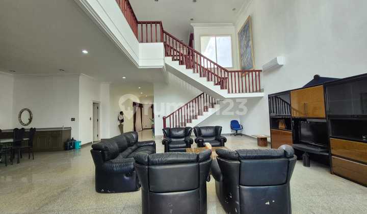 Rumah Besar Disewakan Furnished Area Tenang Menteng Rumah Besar Disewakan Furnished Area Tenang Menteng