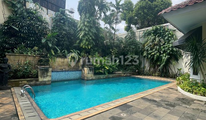 For Rent Semi-Furnished Well-Maintained Serene House in Menteng For Rent Semi-Furnished Well-Maintained Serene House in Menteng
