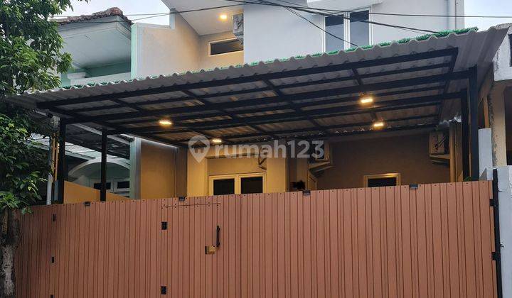 Rumah Sektor 7 B Gading Serpong, Full Furnished, Full Renovasi 2