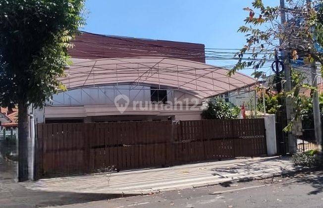 Disewakan Rumah Rumah di Raya Darmo Surabaya  2