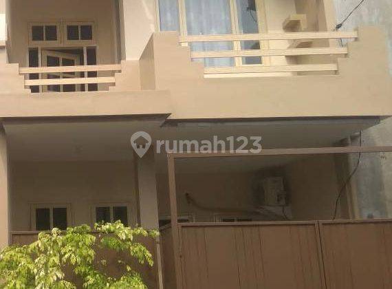 Rumah Minimalis 2 Lantai Siap Huni Terawat.di Kutisari Indah 1