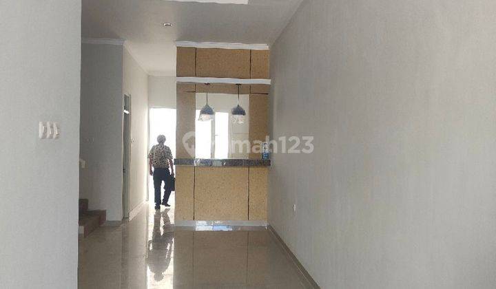 Rumah Baru 2 Lantai Di Sutorejo Tengah Surabaya Timur 2