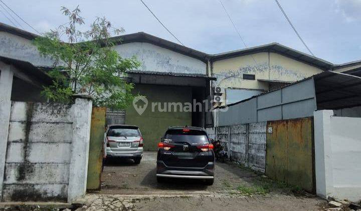 Disewakan Gudang Siap Pakai 2 Lantai Di Manukan 2