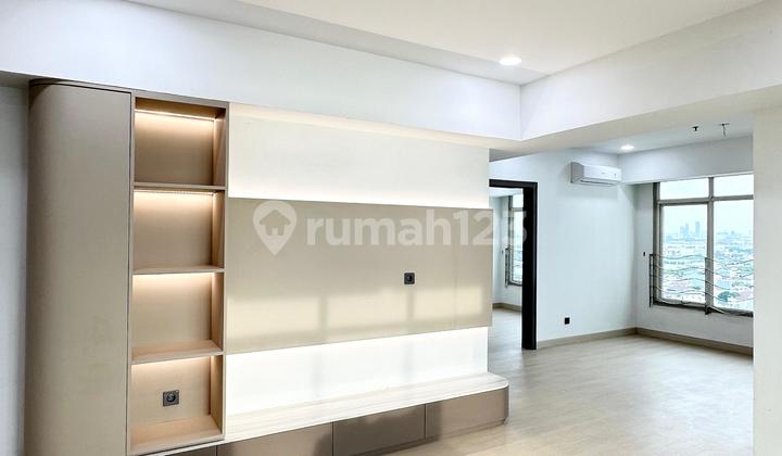 Apartemen Pantai Mutiara 3 Br Semi Furnished Siap Huni