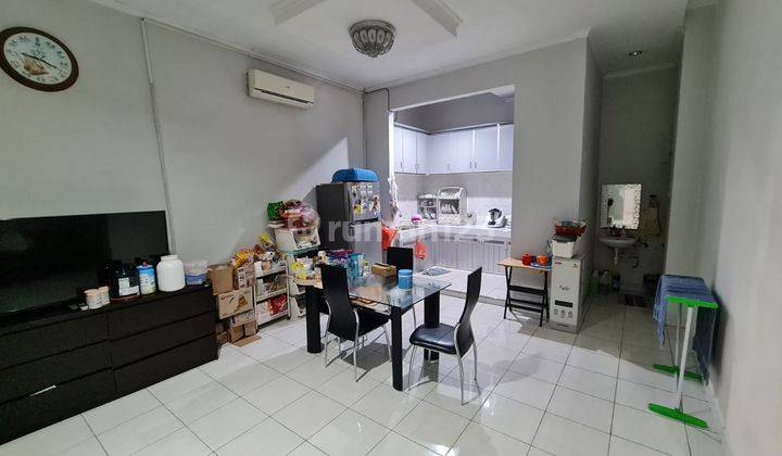 Disewakan Rumah Di Tanjung Duren. Furnished. Nego 6