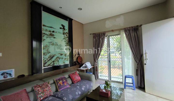 Rumah Hoek 3 Lantai Di Crown Mansion Pik Crown Golf  1