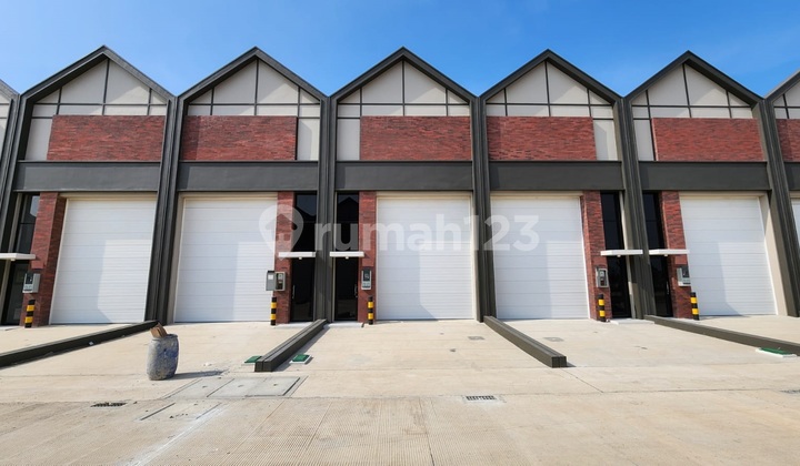 Bizpark PIK 2 Warehouse, Clear Span Warehouse Type, Negotiable Price